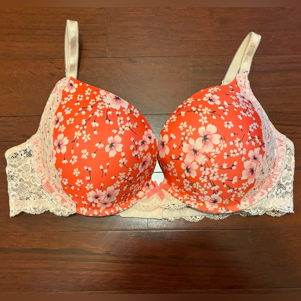 Victoria’s Secret Dream Angels Push-up Bra